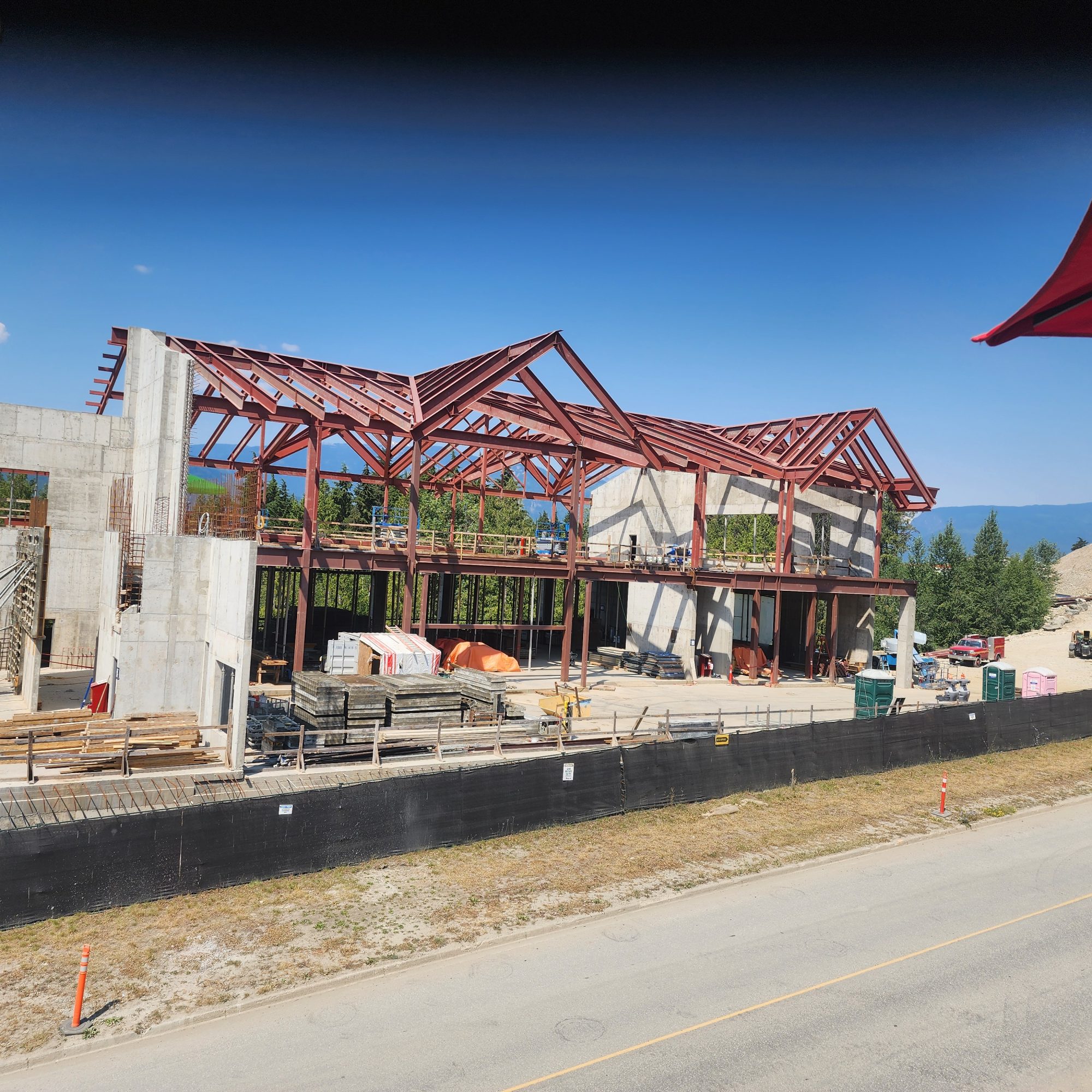 Revelstoke Hotel